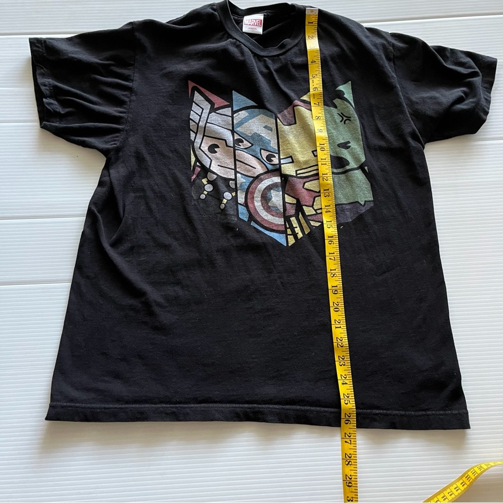 Marvel Avenger Comic Collection Kawaii Panels Short Sleeve Shirt Size Large - Picture 6 of 6